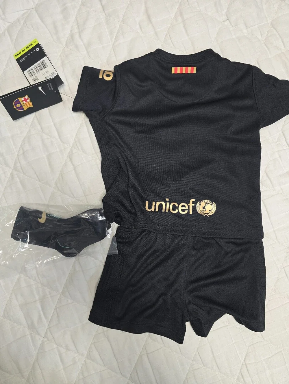 Nike Rakuten Jersey Set - Picture 2 of 3